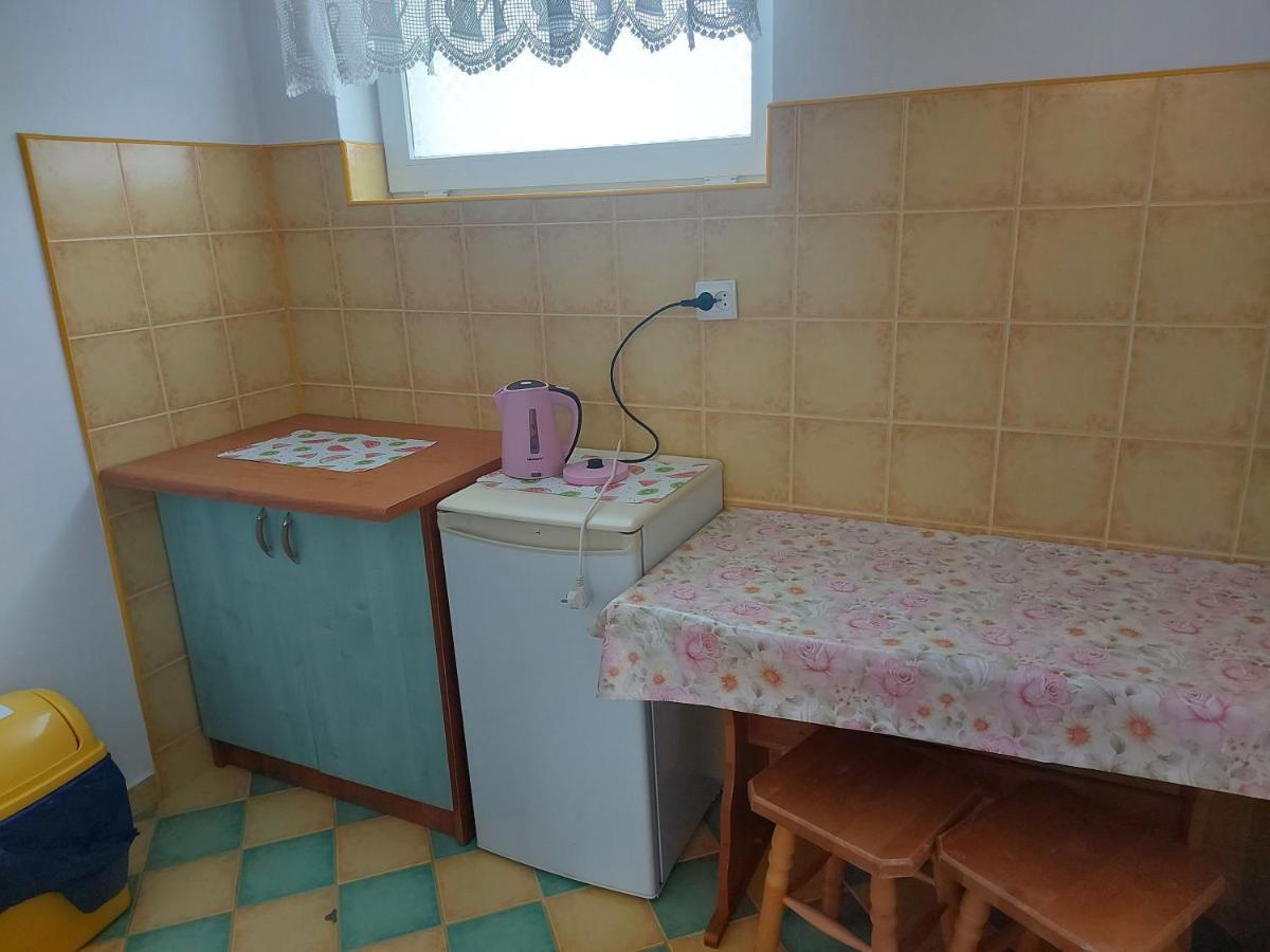 Pokoje Goscinne Tomasz Międzywodzie Buitenkant foto