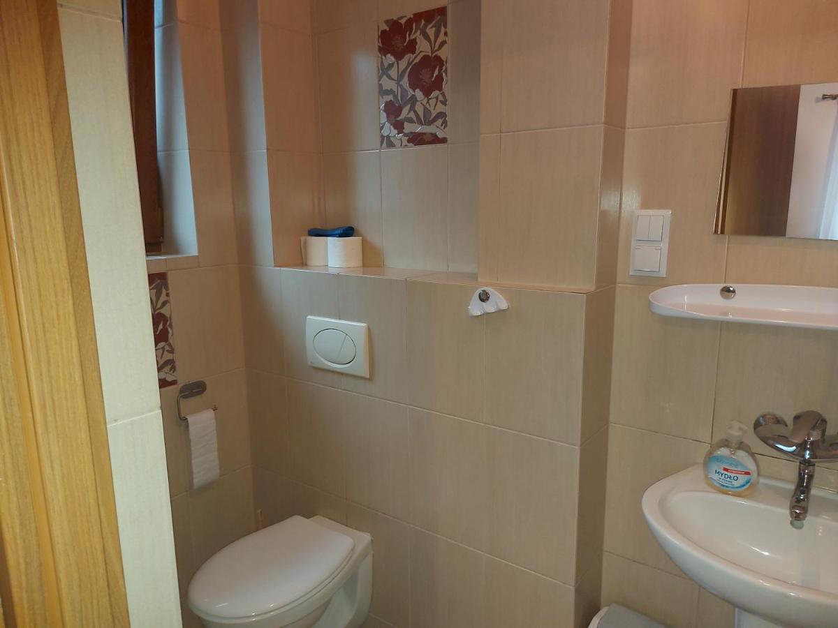 Pokoje Goscinne Tomasz Międzywodzie Buitenkant foto